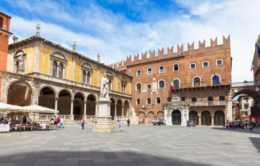 Verona: City Highlights Private Tour - Timing, walking comfort, and how to plan your 2 hours